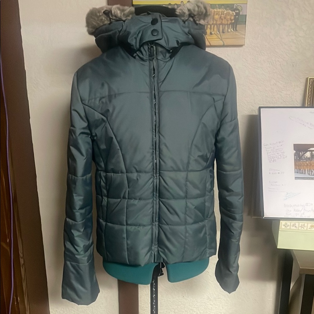Women's Quilted Jacket with Faux Fur Hood